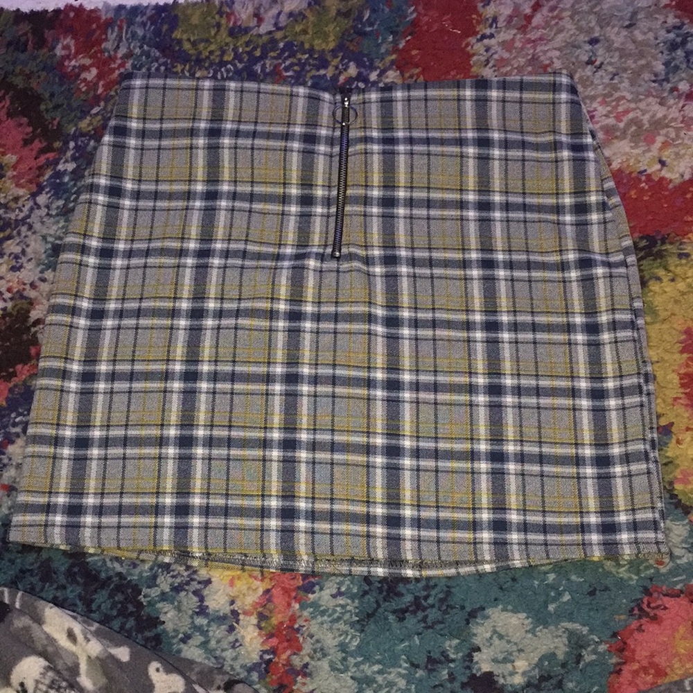 plaid skirt